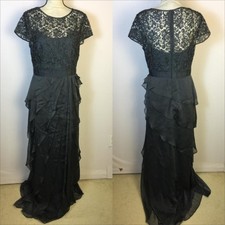 Adrianna Papell Evening Gown Long Dress Sz 12 Womans Gray Lace Tiered Cap Sleeve