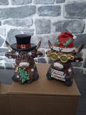 2 x Christmas Highland Cows Resin Ornaments Home Decor