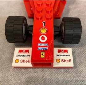 LEGO 8654 Scuderia Ferrari Truck Racers Ferrari 2005 Missing without Box