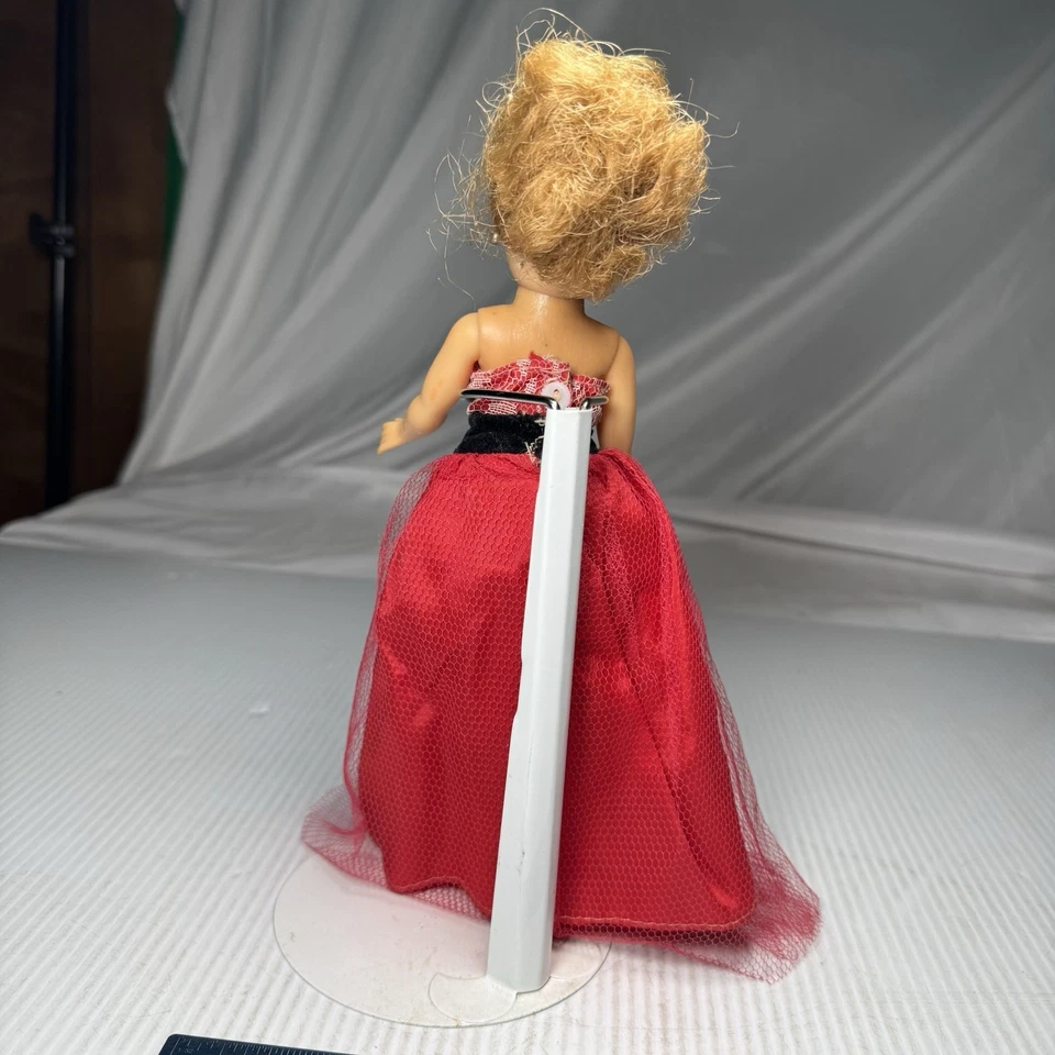 Muñeca de moda Horsman Cindy vintage 10" buen estado soporte no incluido Foto 4 de 4