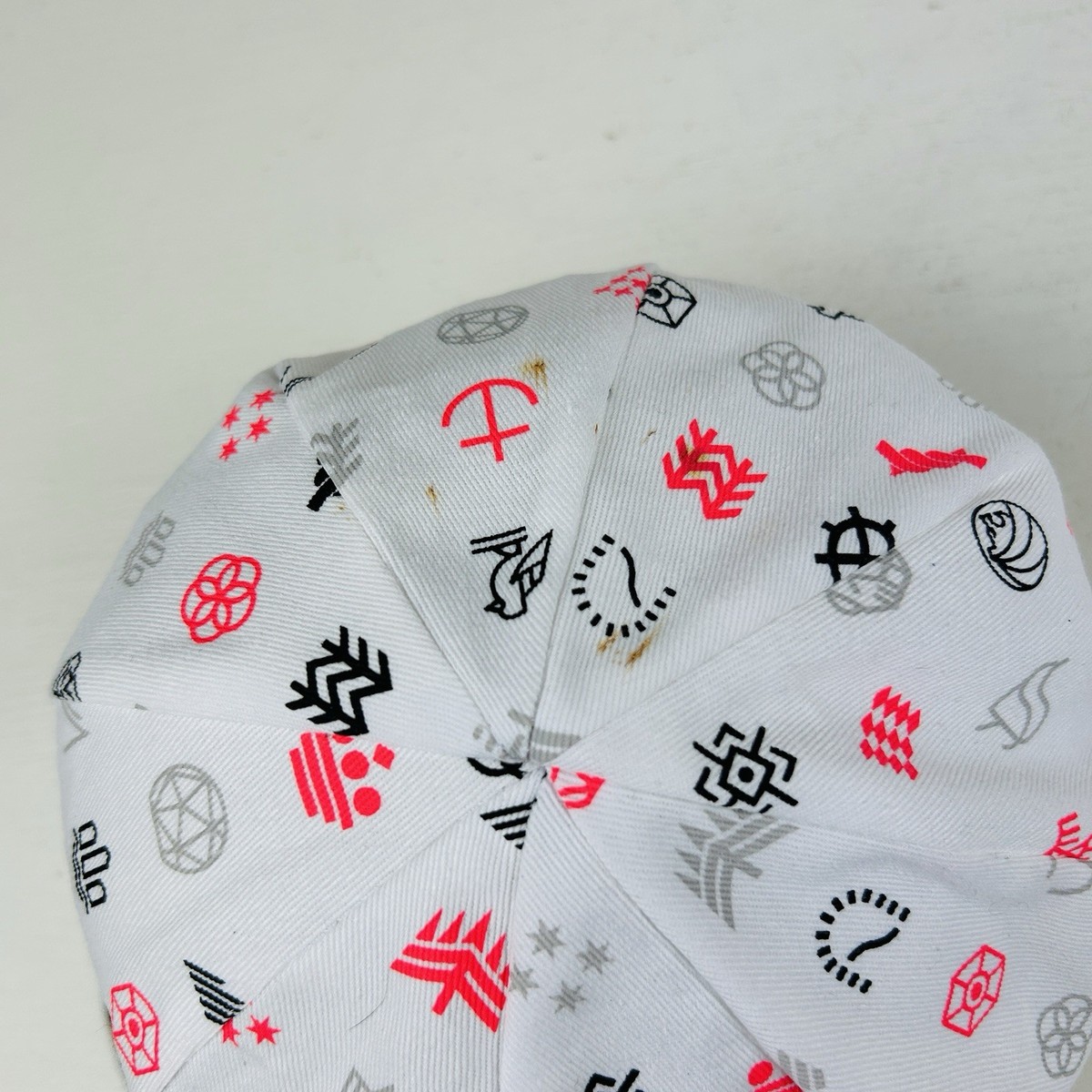Special Edition Rapha RCC Pink Hat Rapha One More City kit helps fight advanced breast cancer  main image 3