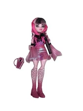 Monster High G3 Fearidescent Skulltimate Secrets Draculuara Doll W/ Outfit Bag