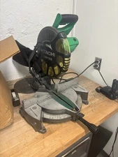 Hitachi Compound Miter Saw