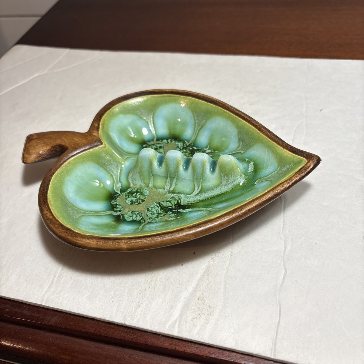 置物 handmade Vintage Treasure Craft Hawaii Ashtray Green Leaf Shaped 1963