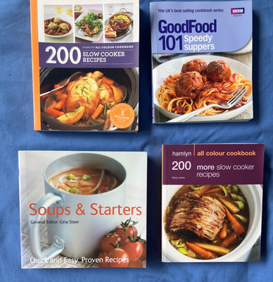 LOT OF 4 x COOK BOOKS SLOW COOKER- 101 SPEEDY SUPPERS- SOUPS & STARTERS FREE P.P