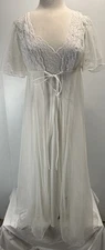 Vtg Val Mode 2 Pc Peignoir Set Sz Small Women’s White Gown Robe Wedding Nylon