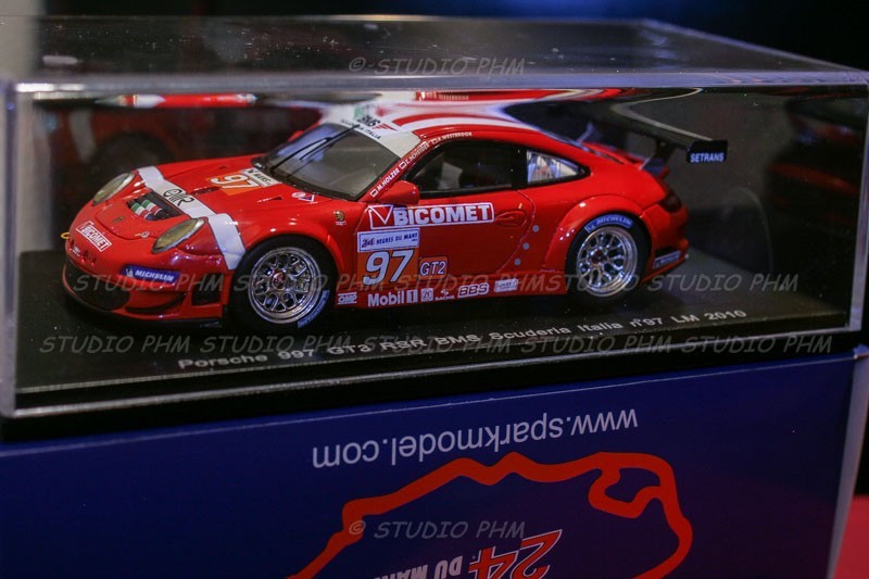 Miniature Porsche 997 GT3 RSR Spark 1:43 pour vitrine Le Mans