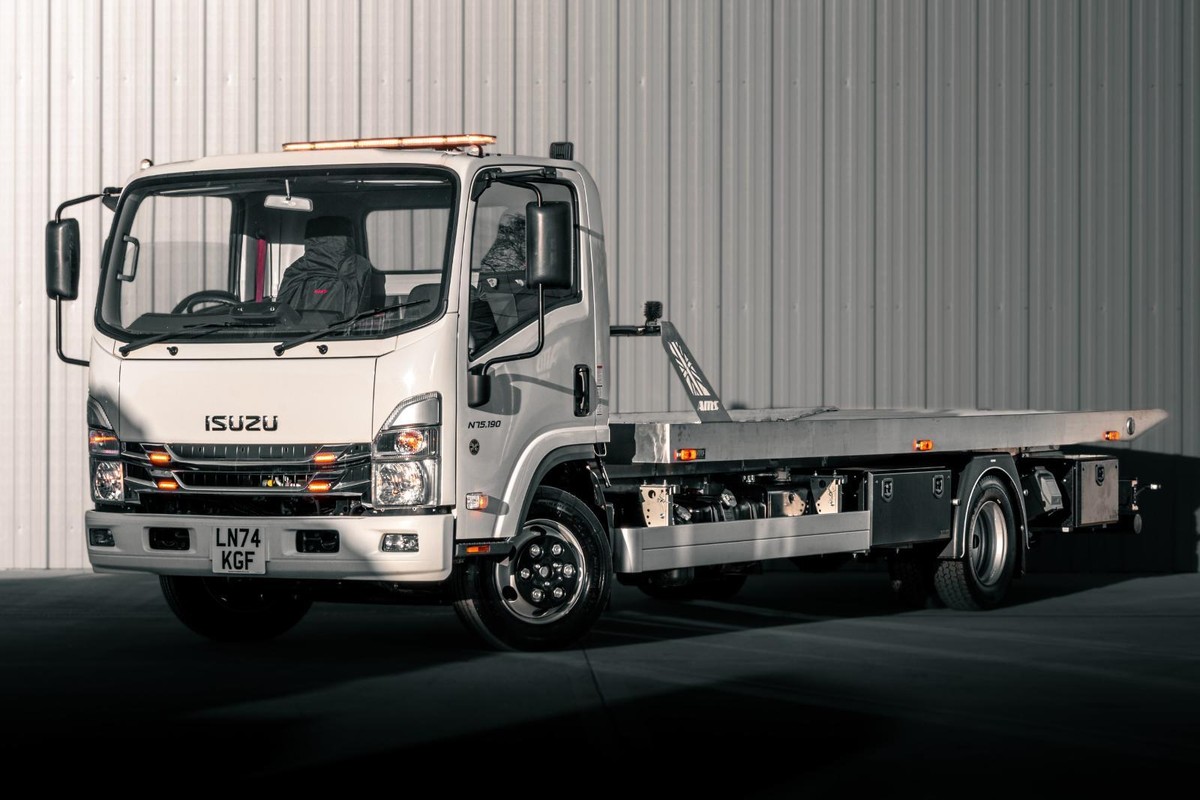 2026 ISUZU N75 190 AUTOMATIC RECOVERY TRUCK CAR TRANSPORTER TILT