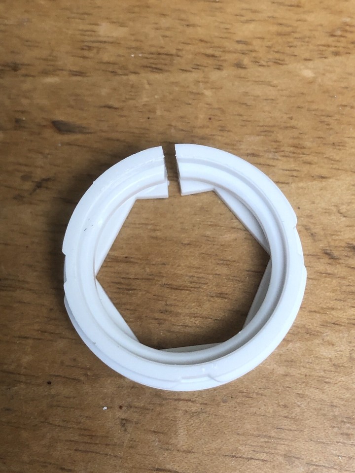 4x Caleffi Emmeti Radiator Valve Adapter CAL00 for Honeywell HR92 Tado