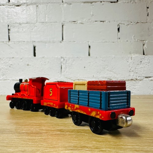 James Muddy Mess - Thomas the Tank & Friends Take n Play Along Push Metal Trains - Picture 12 of 15