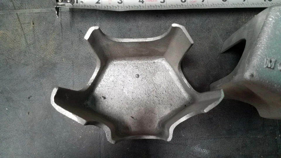 Colector de escape de admisión Laurel Motor Anderson IND FORD MODELO T para cabezal B y BB Foto 3 de 4