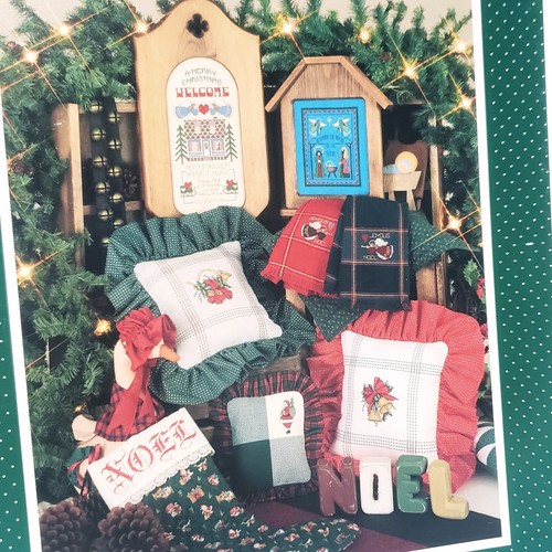 A Christmas Welcome Cross Stitch Leaflet Debra Designs 1988 Bells French Horn - Picture 2 of 10