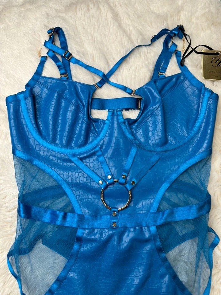 Body de imitación de cuero azul pavo real Honey Birdette MISTRESS T💙 32DD Foto 3 de 4