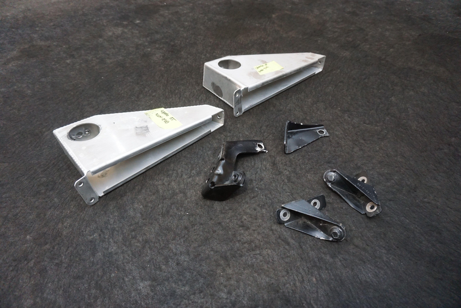Front Bumper Support Bracket 4TA898350A Lamborghini LP620-2 Super Trofeo 2014-19