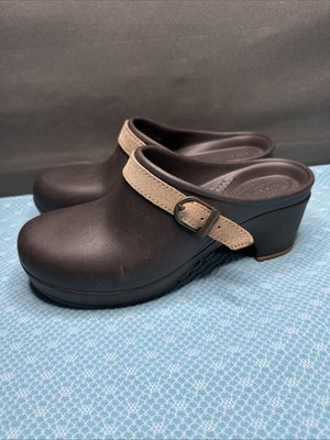 Crocs Sarah Clog Espresso Standard Fit Slip On Mule Clog Womens 6