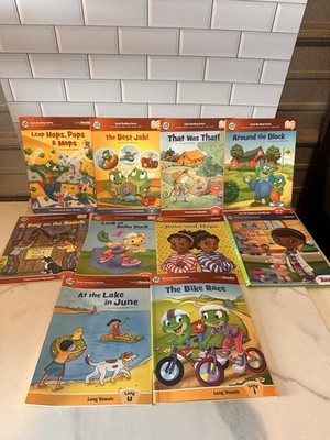 Lot Of 12 LeapFrog Early Reading Leap Reader Books (414).