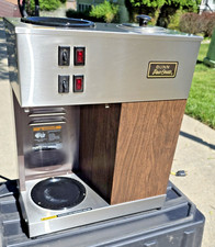 BUNN VPR W/G Pour-O-Matic Commercial Coffee B...