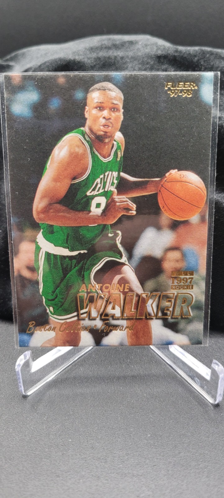 1997-98 Fleer - Antoine Walker #8