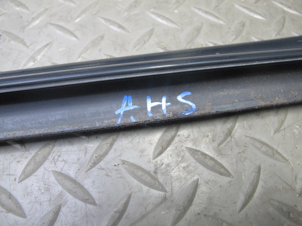 00-09 HONDA S2000 JUEGO DE MOLDURAS DE VENTANA DE PUERTA IZQUIERDA Y DERECHA OEM Foto 2 de 4