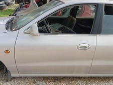 Porte avant et accessoires Hyundai LANTRA