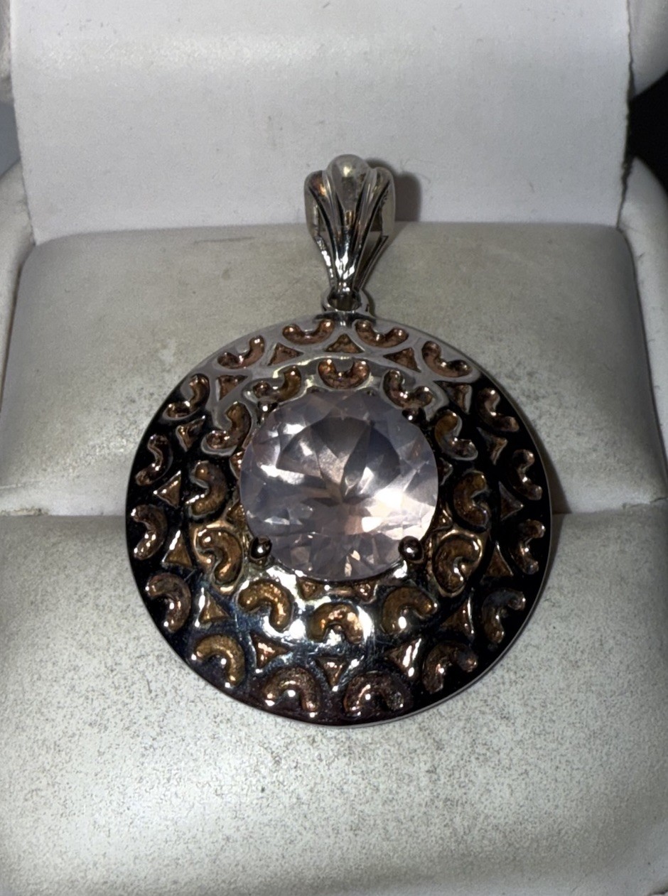 ESTATE Solid Sterling Silver Large Round-Cut Natu… - image 1