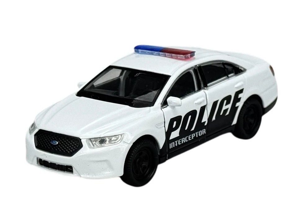 WELLY FORD POLICE INTERCEPTOR WHITE 1:34 DIE CAST METAL MODEL NEW IN BOX  - Image 2 of 4