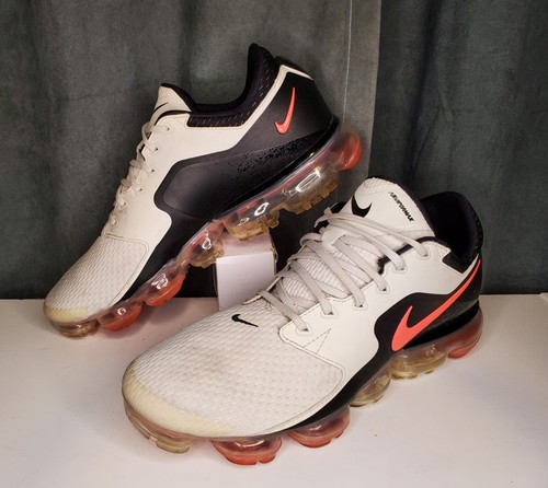 highlighter pink vapormax