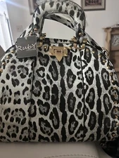 NWT Ruby Collection Stylish Animal Print Bag