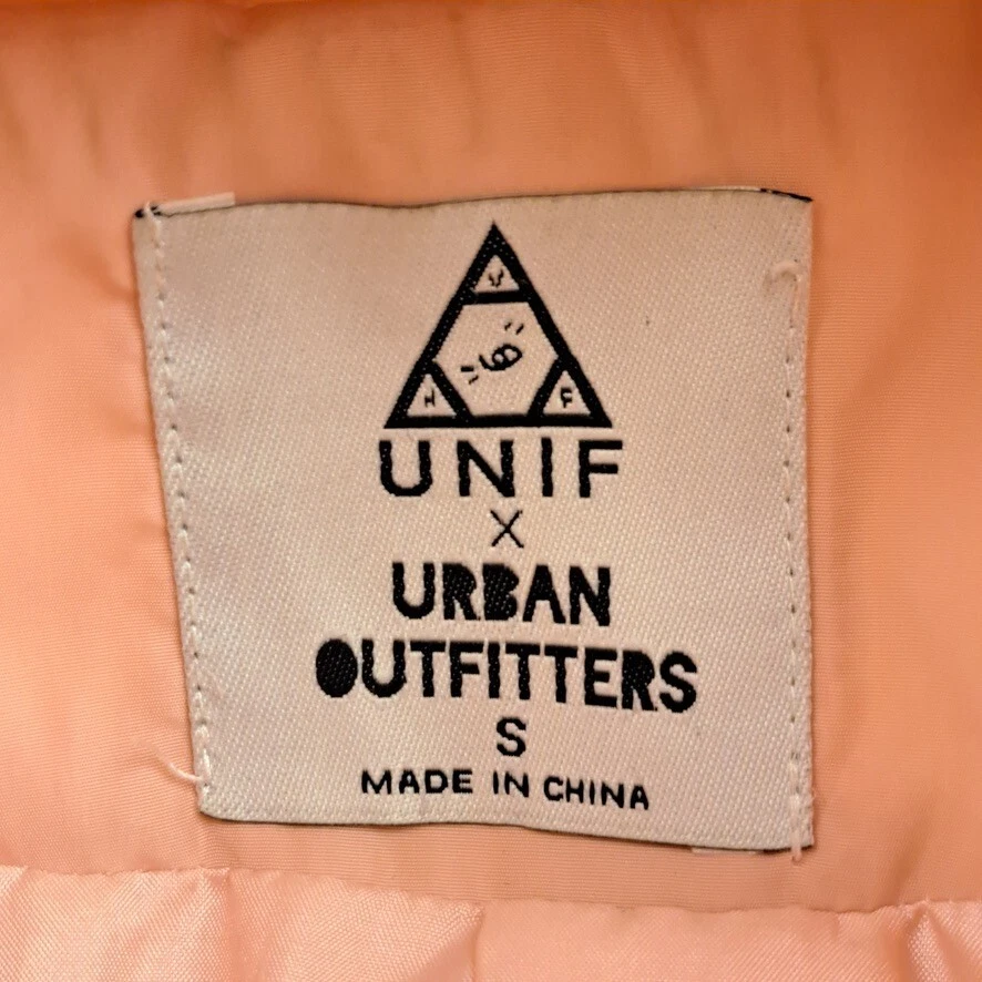Abrigo Unif X Urban Outfitters Mujer Pequeño Rosa Puffer Chaqueta Cremallera Completa Acolchado Foto 2 de 4