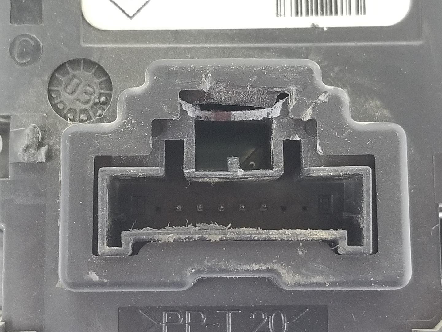Picture 3 of 9