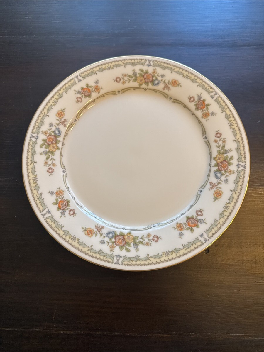 Noritake Ivory China Homage 7236 Floral Gold Rim 10-1/2” Dinner
