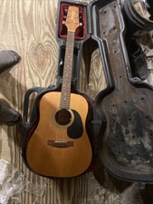 Jasmine S-35 Dreadnought Acoustic Guitar Natural. Adult Owned. Includes Hardcase