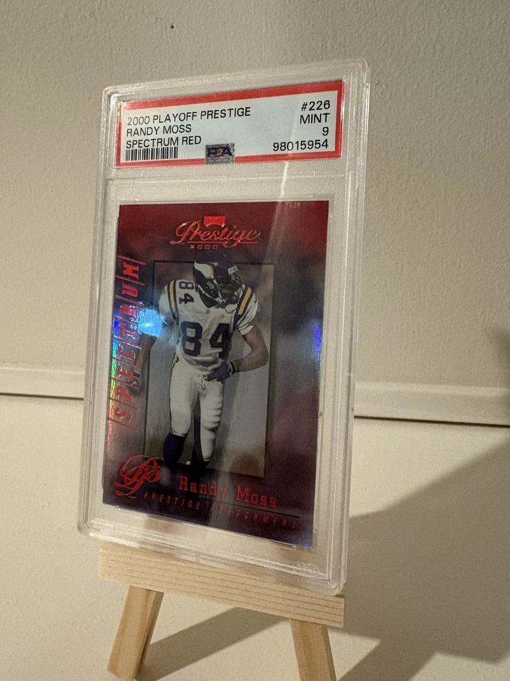 2000 Playoff Prestige Randy Moss Spectrum Vermelho /100 - PSA 9 - Imagem 3 de 4