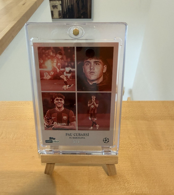 Topps Uefa Club Competitions Simplicidad 2025/2026 Pau Cubarsí FC Barcelona  5/5