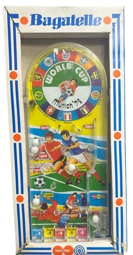 Vintage Louis Marx 1974 Football World Cup Munich 74 Bagatelle Pin Ball Game