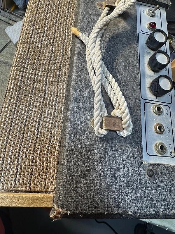 Amplificador de Tubo Marathon Vintage 1x10 con Altavoz Jensen Alnico 5, MIA... Foto 2 de 4