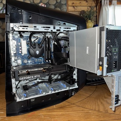 Alienware Aurora R10 | Ryzen 7 5600X | NVIDIA 4070 | 32 GB DDR4 | 850W power sup