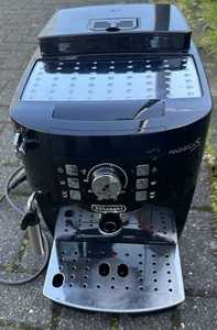 De'Longhi Magnifica S ECAM 21.116.B Kaffeevollautomat - Schwarz (0132213097)