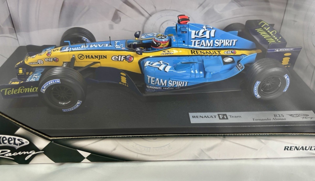 106 HOTWHEELS Fernando Alonso R25 ルノー RENAULT R25 F1 1:18 HOT WHEELS 2005 Constructors' Champion