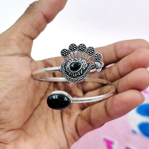 Brazalete hecho a mano de plata de ley 925 con piedras preciosas de ónix negro natural joyería - Imagen 4 de 4