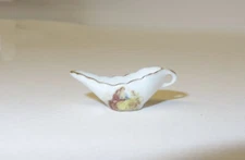 Dollhouse Porcelain Gravy Boat Victorian Couple #One 1:12 Handcraft Miniature