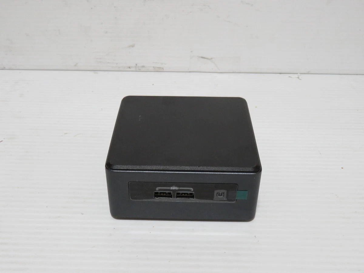 Intel NUC Intel Core i3 7th Gen. 4 GB RAM PC Desktops & All-In-One