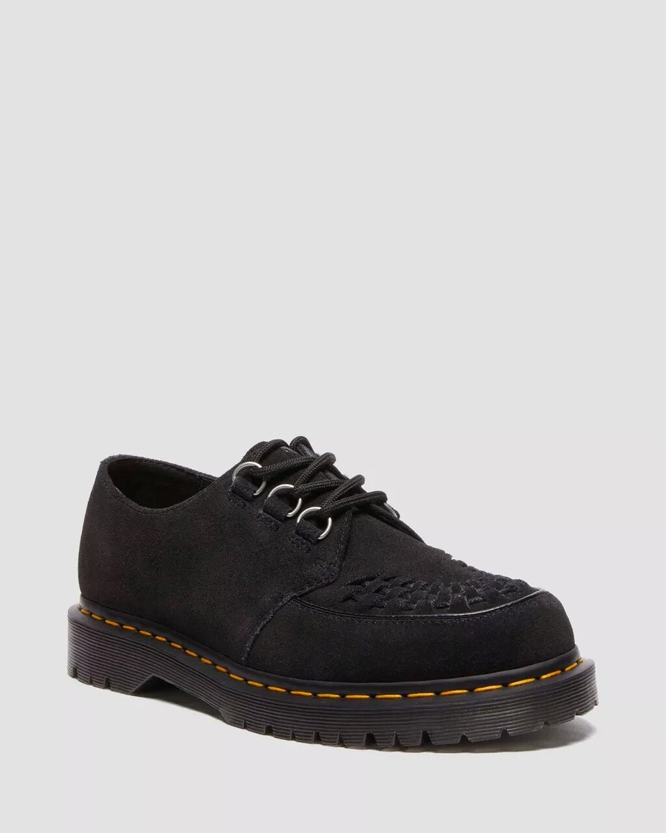 靴 Supreme Dr. Martens Suede Ramsey Creeper Dr. Martens Taps Supreme Once Again to Revamp Ramsey Creeper