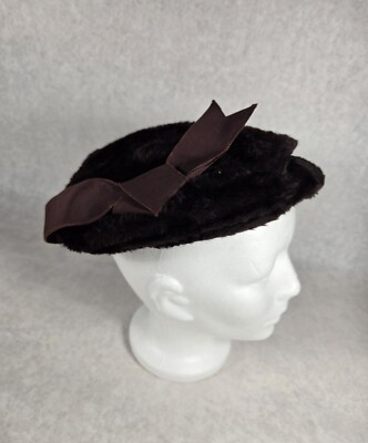 Vintage Marshall Field\'s Brown Fur Beret Hat Excellent Condition Hair Combs Marshall Field Products for Sale up to 90% Off Retail: Poshmark main image 4