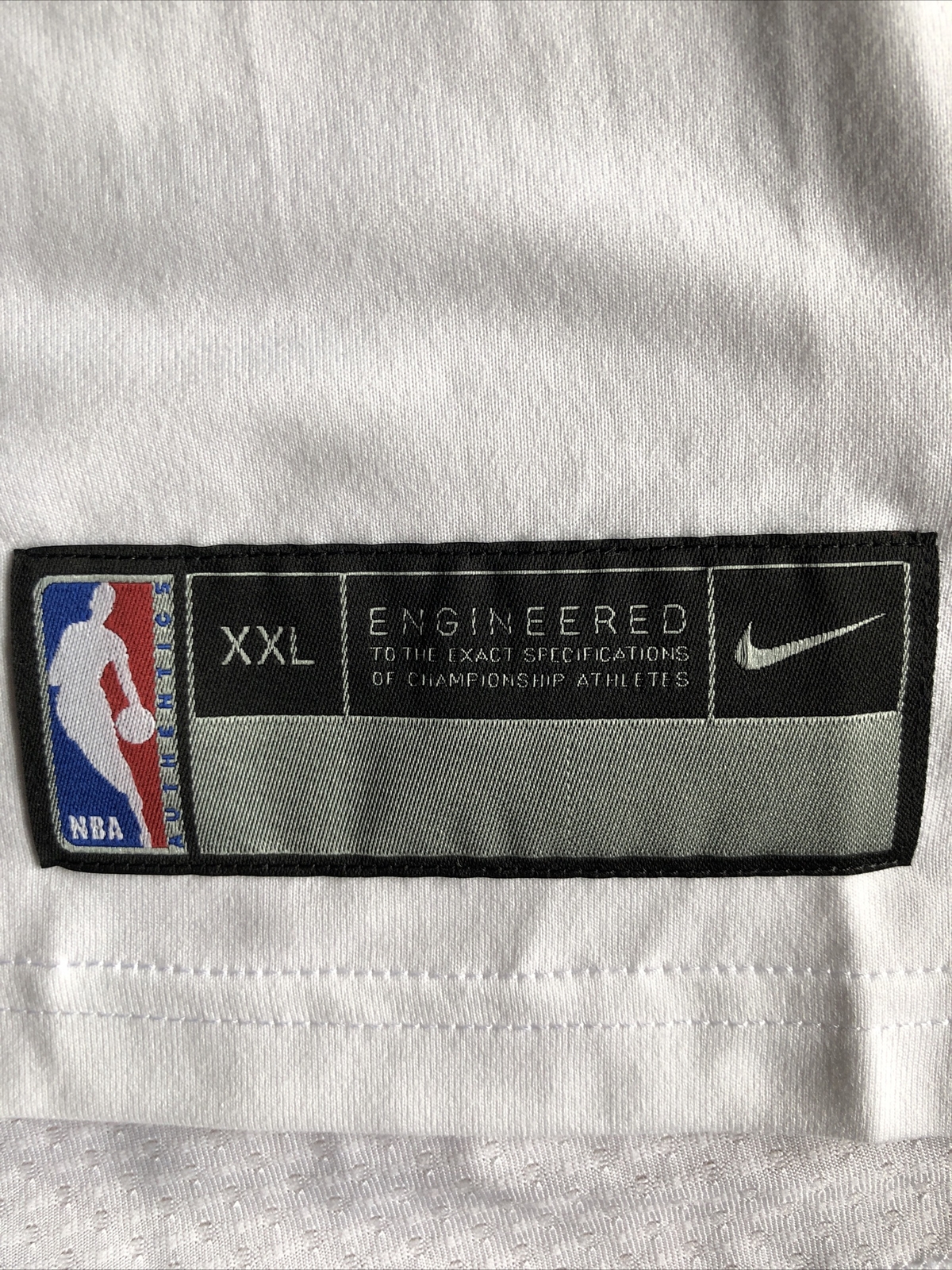 Nike Detroit Pistons Practice Shirts Play Issue Basketball Women’s 2XL