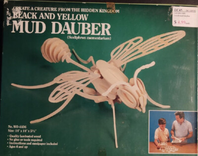 Wooden Skeleton Kit 3D Craft BLACK AND YELLOW MUD DAUBER Safari Ltd Vintage 1989