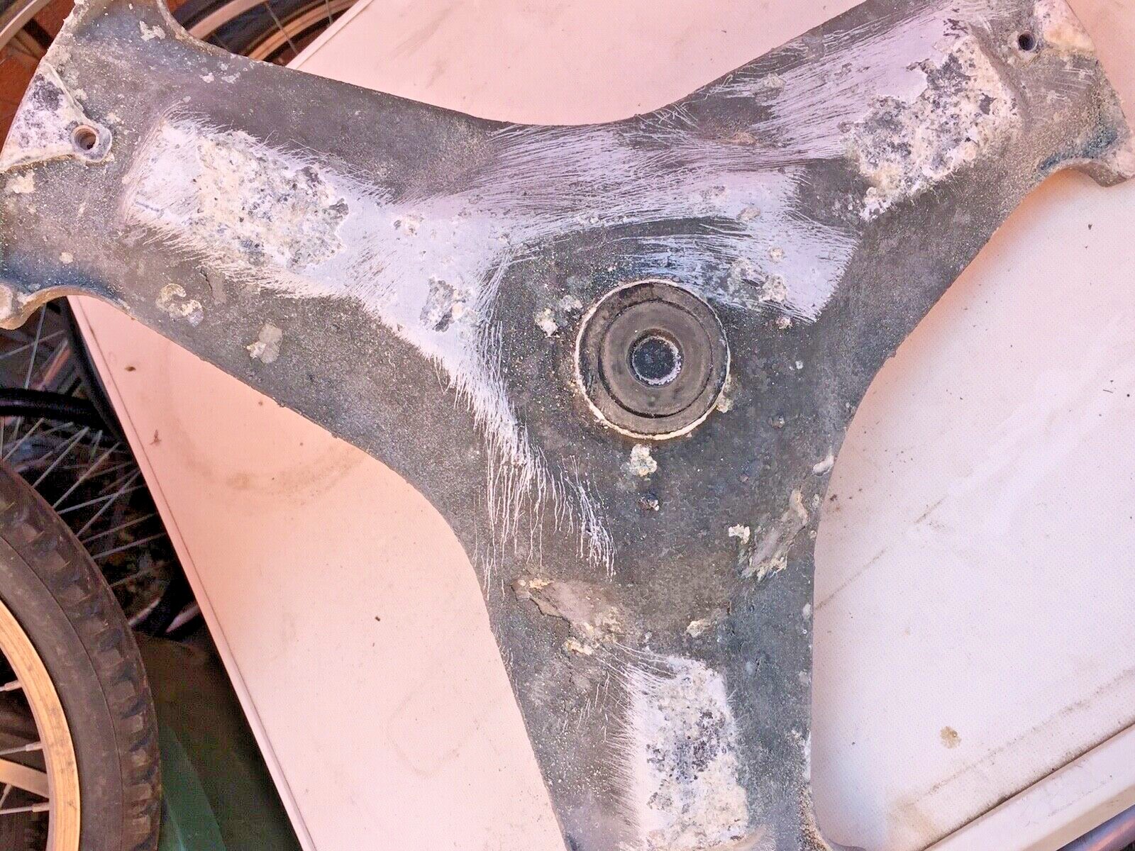 パンダライト専用フットプリント付きnemo製伸縮ポールに交換済み