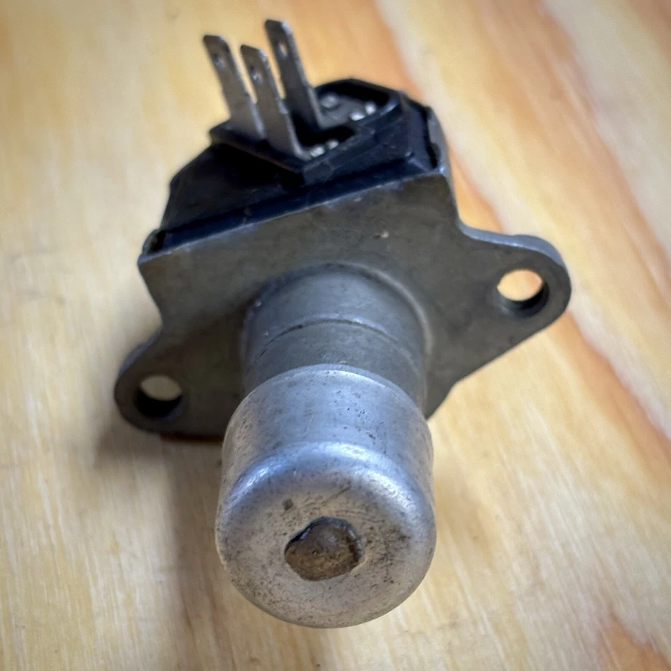 Interruptor atenuador de faros vintage Delco Remy 1997023 D801 nuevo fuera de caja Foto 2 de 4