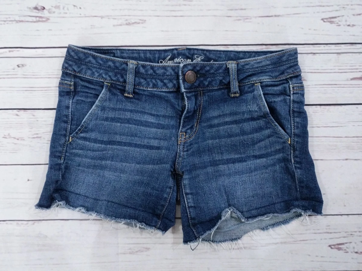 American Eagle Stretch Cut Off Medium Dark Wash Blue Jean Shorts Women's  Size 2