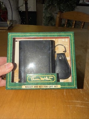 Thom McAn Black Leather Trifold Wallet & Key Fob Original Box (NOS)